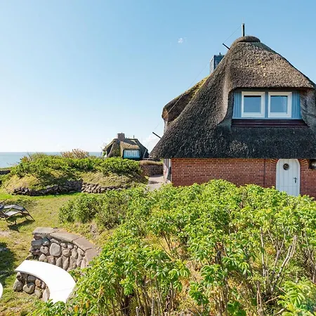 Strandhaus Nyaraló List