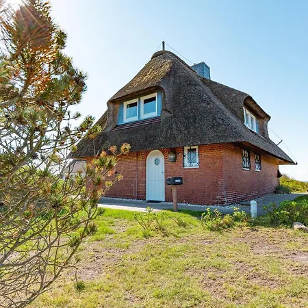 Strandhaus Holiday home *