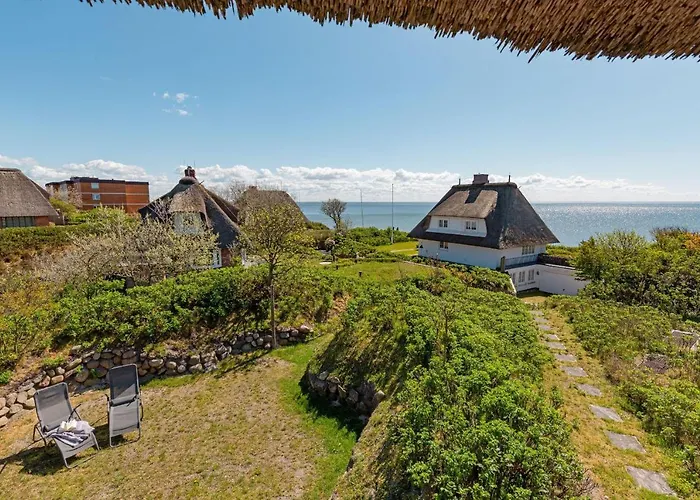 Strandhaus Nyaraló List